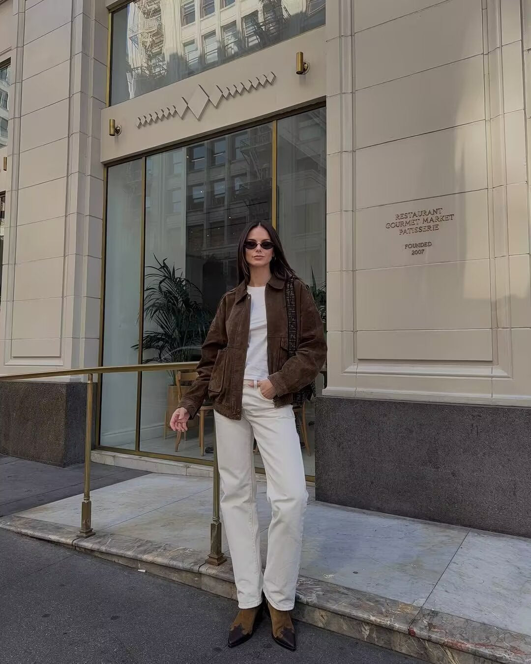 Laura | Casaco Feminino de Meia Estação em Camurça