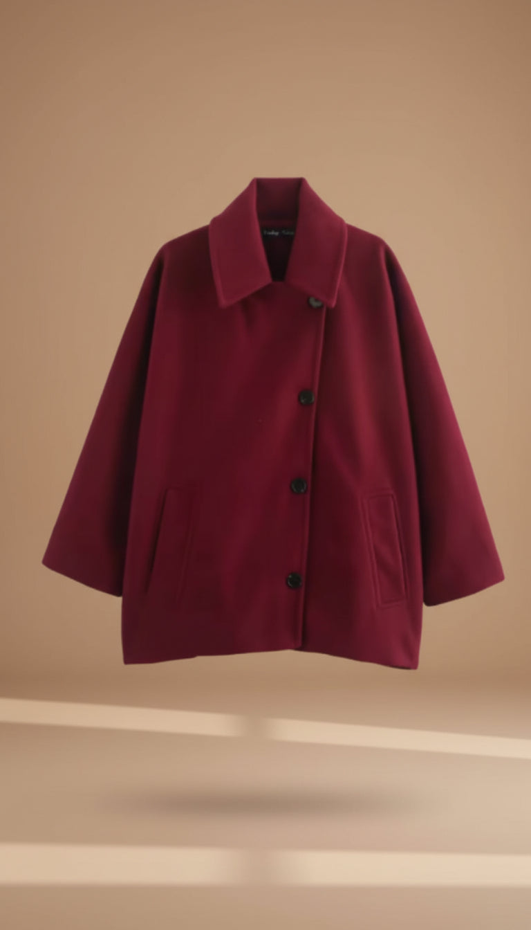 Matilde | Casaco Curto Trespassado – Elegância e Conforto Intemporal